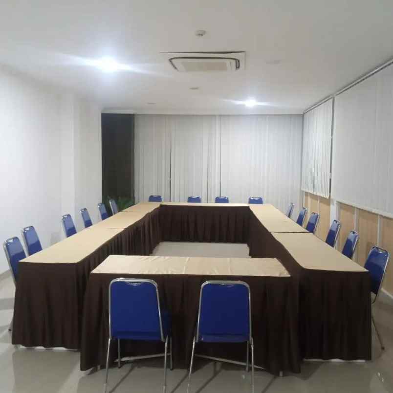 dijual hotel jl babaran