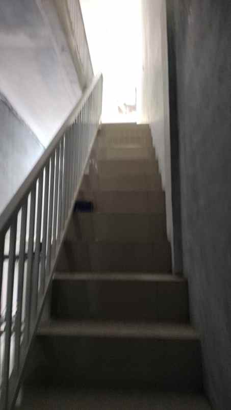 dijual kost depan fak ekonomi bisnis undip