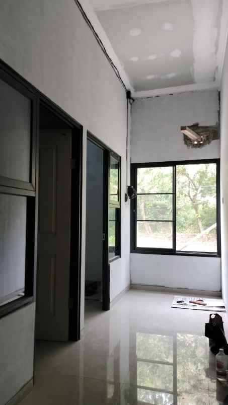 dijual kost depan fak ekonomi bisnis undip