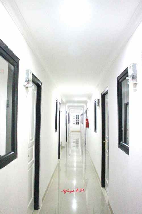 dijual kost jalan raya kebon jeruk
