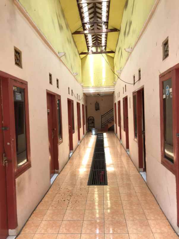 dijual kost jl manisi