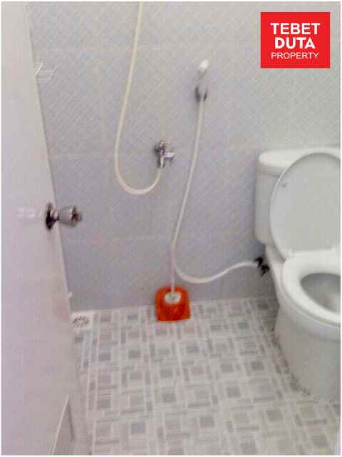 dijual kost pejaten barat