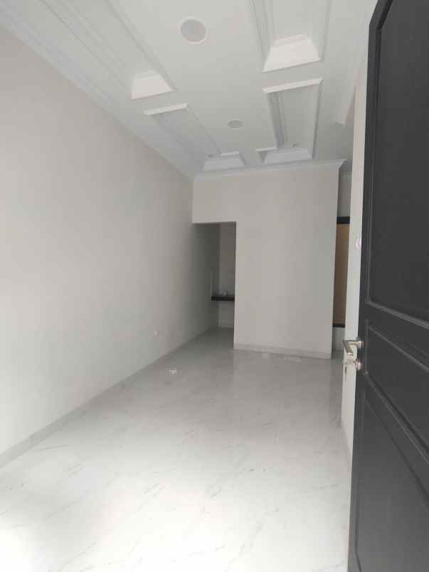 dijual murah rumah minimalis 2 lantai di depok