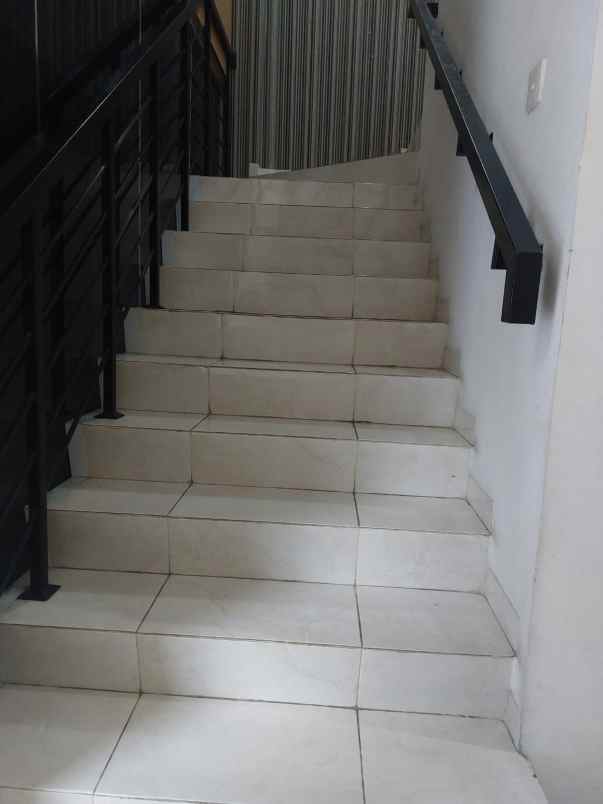 dijual ruko di prominence alam sutera pinang tangerang