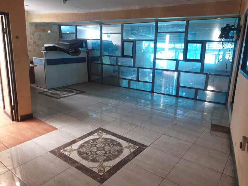 dijual ruko gudang kantor hasyim asy ari cipondoh