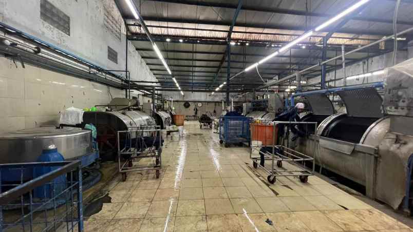 dijual ruko gudang kantor jl karang satria tambun