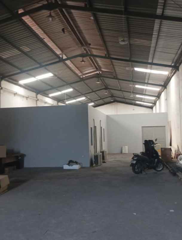 dijual ruko gudang kantor margomulyo permai greges