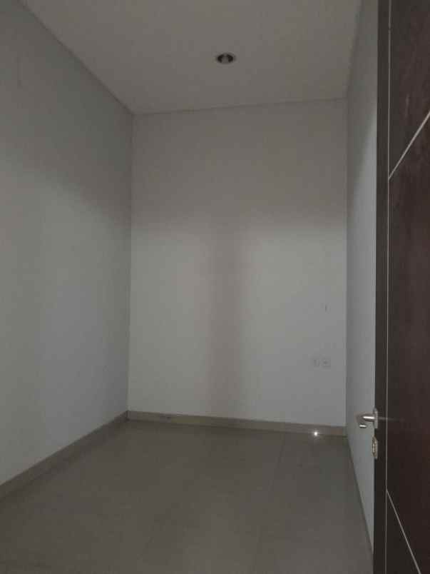 dijual ruko gudang kantor ruko karang empat besar