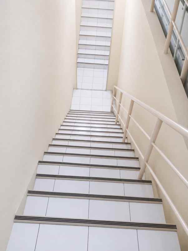 dijual ruko gudang kantor ruko puri deltamas i33
