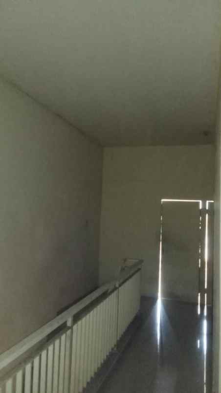 dijual ruko gudang kantor rungkut asri