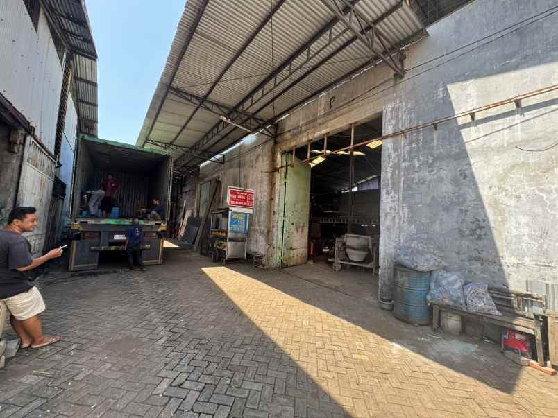 dijual ruko gudang kantor wadungasri