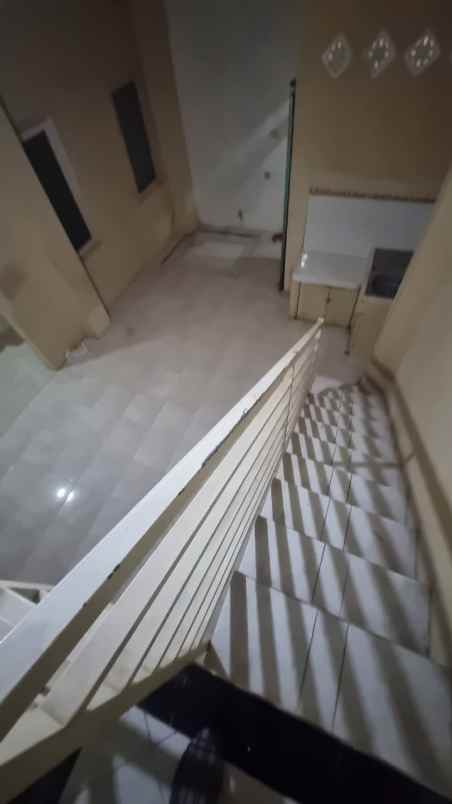 dijual rumah 2lantai di sidoarjo