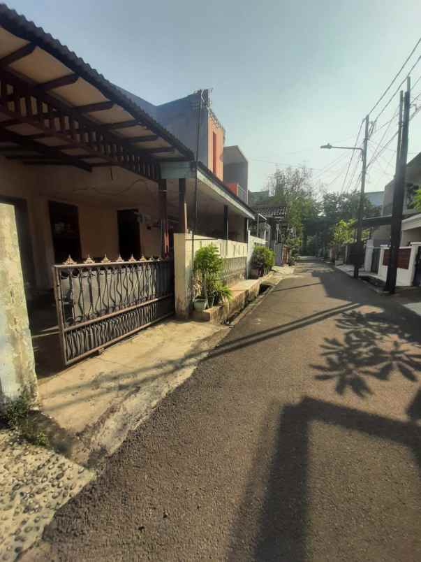 dijual rumah aneka elok penggilingan