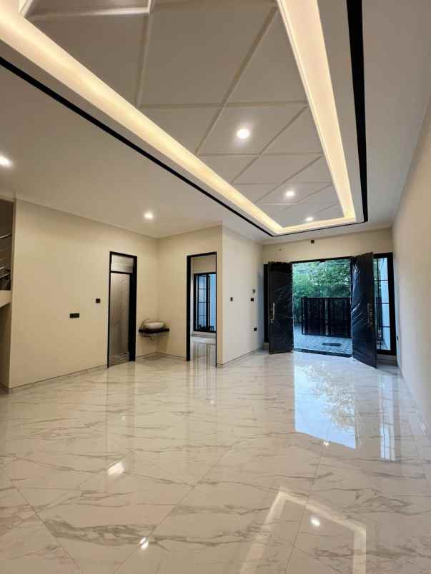 dijual rumah araya 2 galaxy bumi permai