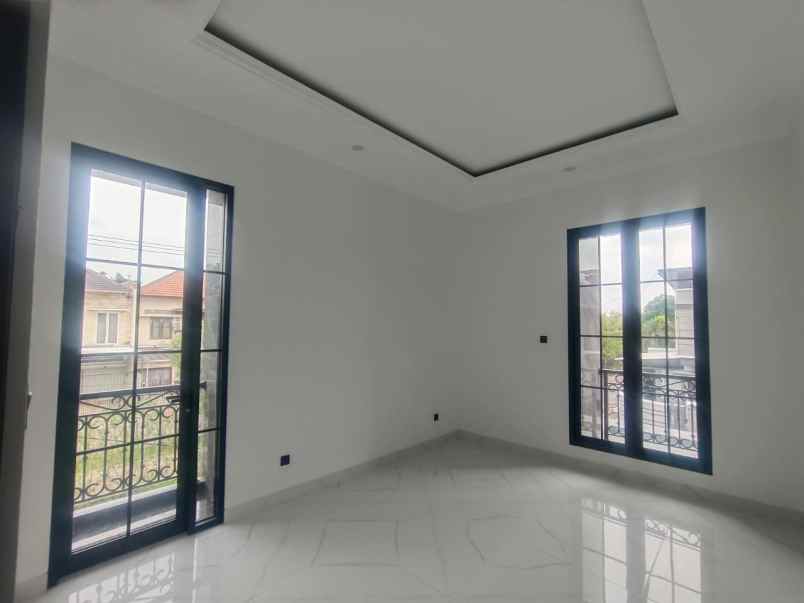 dijual rumah araya galaxy bumi permai