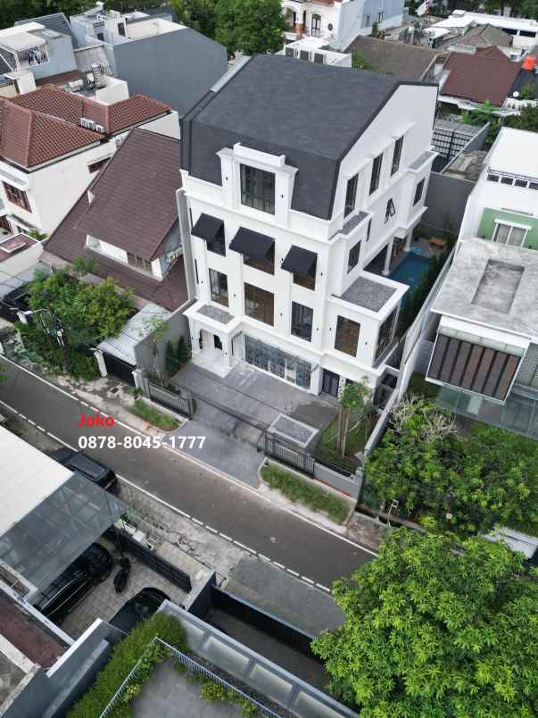 dijual rumah area senopati