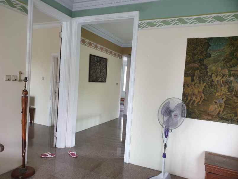 dijual rumah asri di dalam townhouse