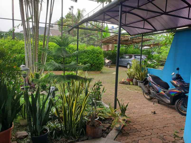 dijual rumah asri di dalam townhouse