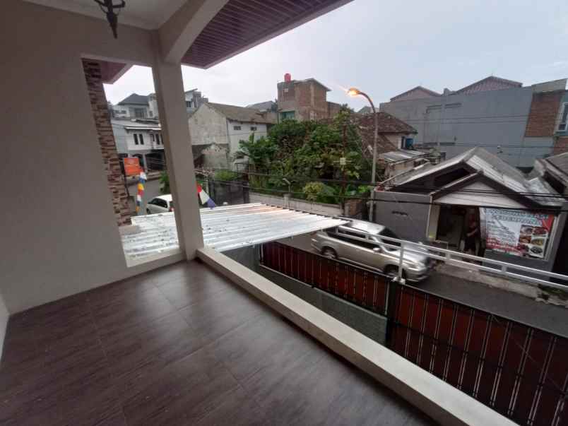 dijual rumah babakan loa