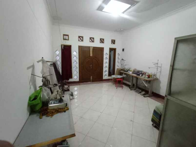 dijual rumah babakan loa