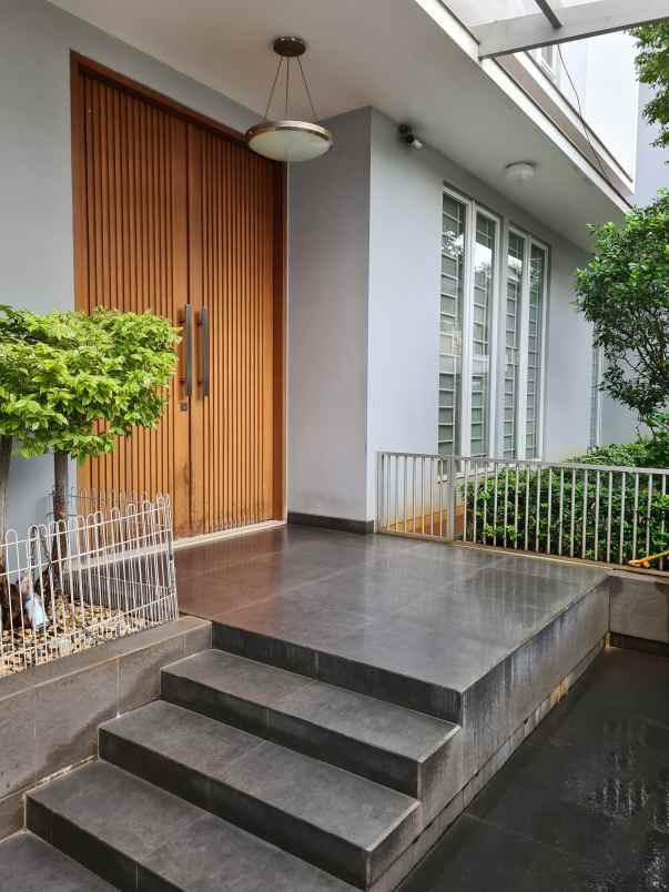 dijual rumah bagus di cempaka putih jakarta pusat