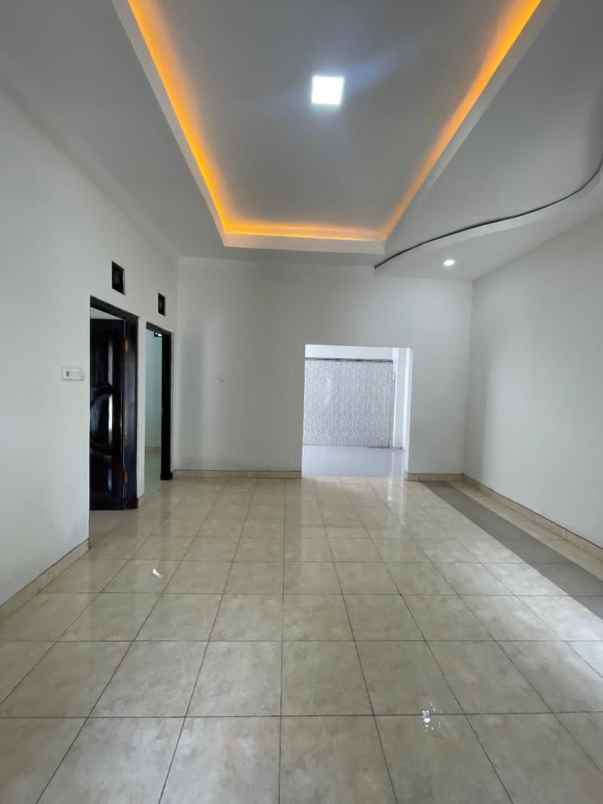 dijual rumah banguntapan