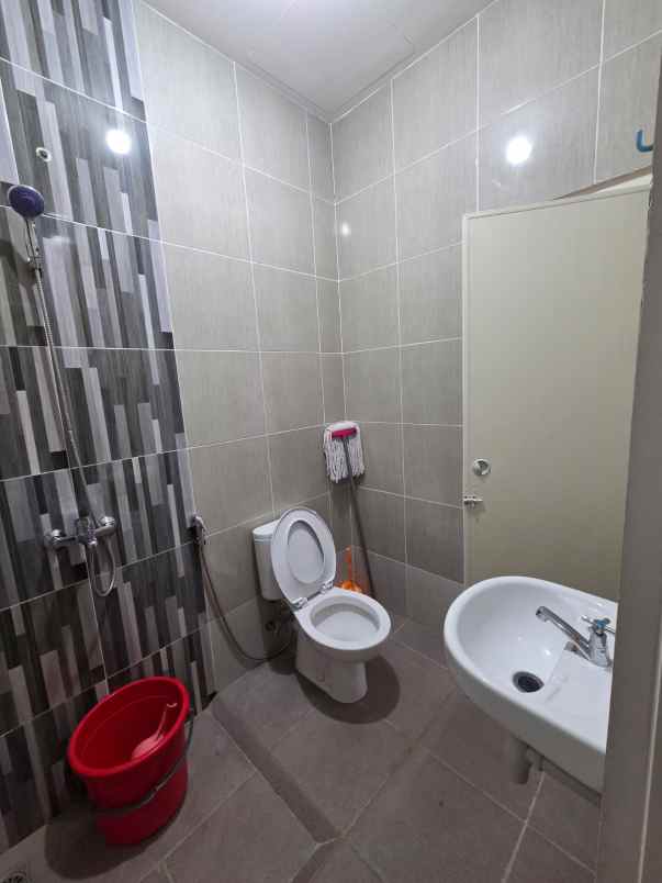 dijual rumah baru gunung anyar surabaya