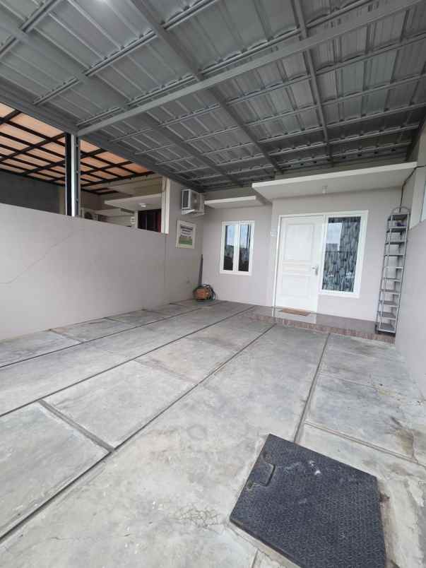 dijual rumah baru gunung anyar surabaya