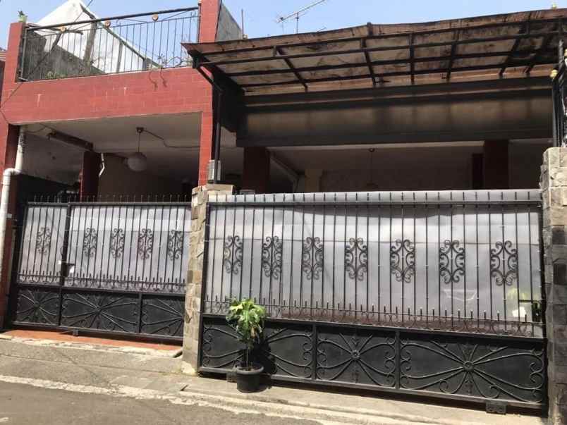 dijual rumah batu ampar jakarta timur