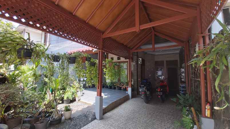 dijual rumah bekasi jaka sampurna