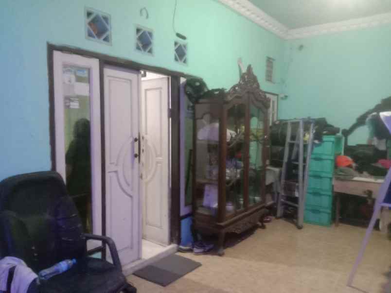 dijual rumah benowo asri