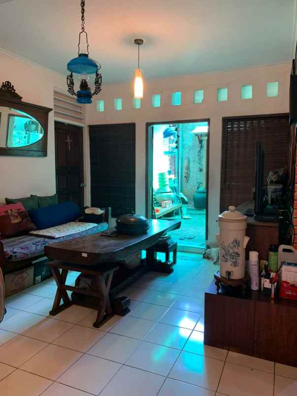 dijual rumah bintaro sektor 1