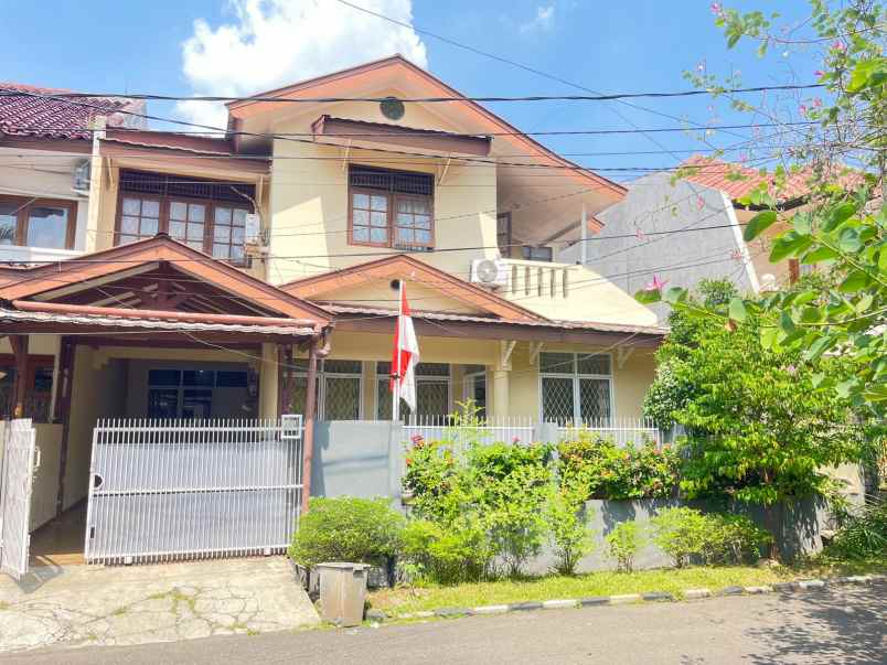 dijual rumah bintaro sektor 9