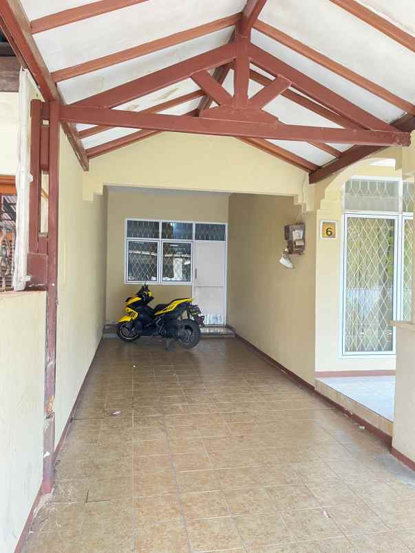 dijual rumah bintaro sektor 9