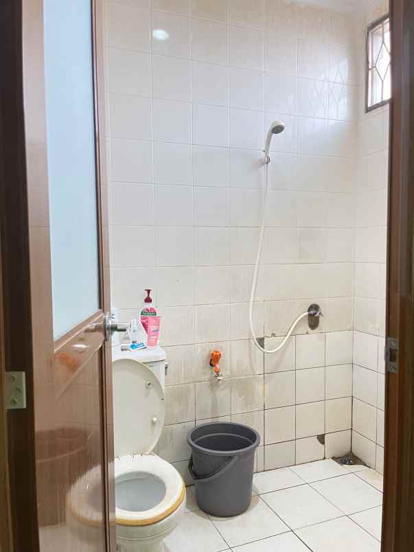 dijual rumah bintaro sektor 9