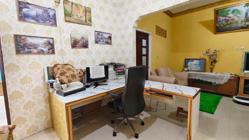 dijual rumah boulevard grand wisata