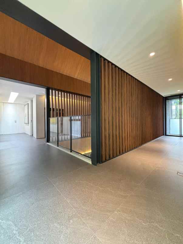 dijual rumah brawijaya kebayoran baru