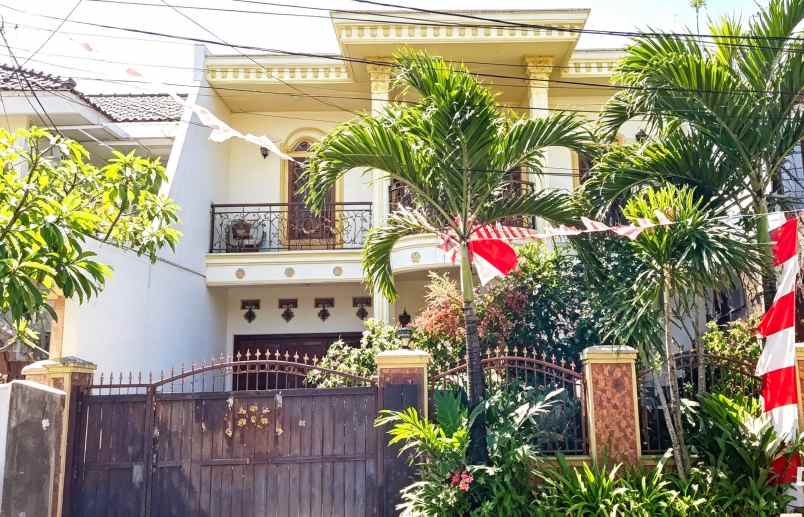 dijual rumah buaran