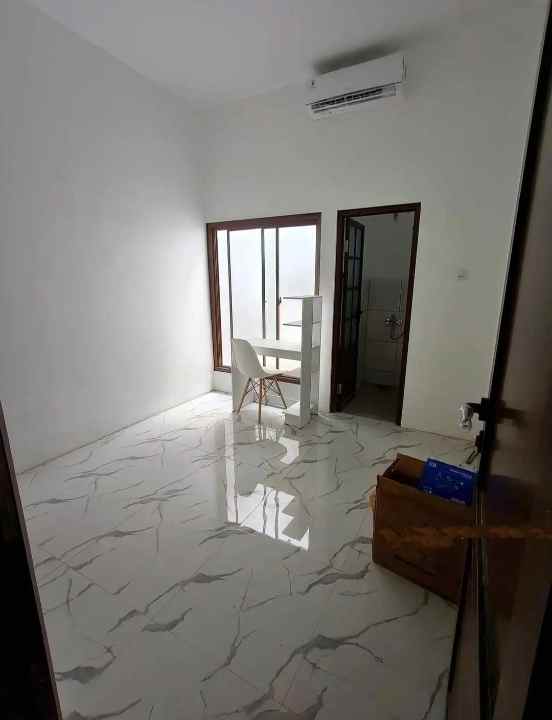 dijual rumah bulusan selatan tembalang