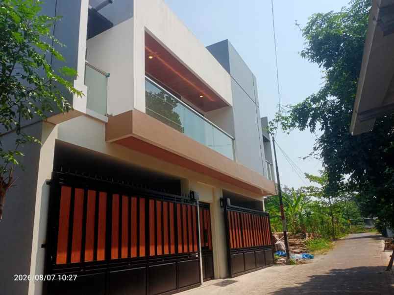 dijual rumah bulusan selatan tembalang