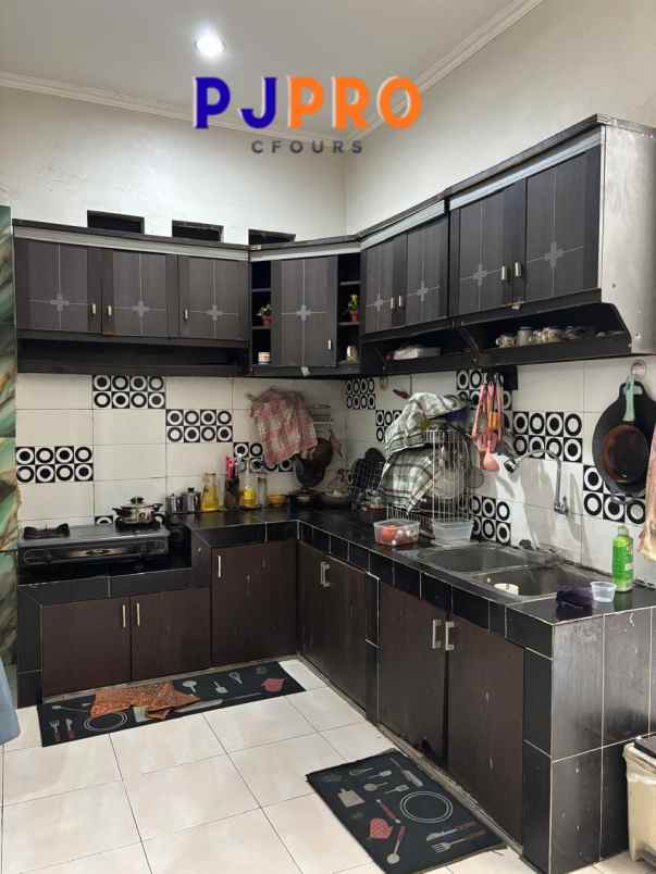 dijual rumah cantik di harapan indah 2 cluster ifolia