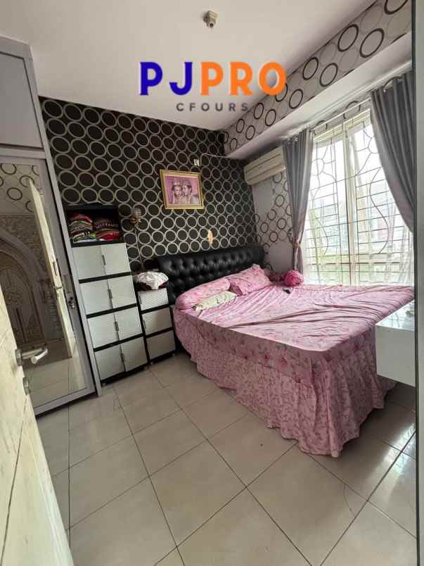 dijual rumah cantik di harapan indah 2 cluster ifolia