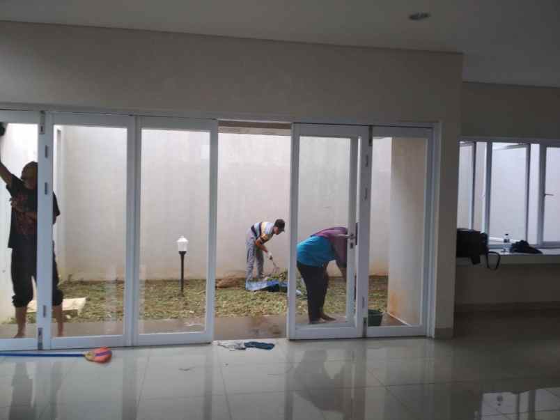 dijual rumah cantik hook modern hill tangerang