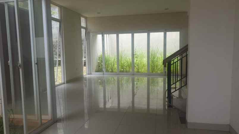 dijual rumah cantik hook modern hill tangerang