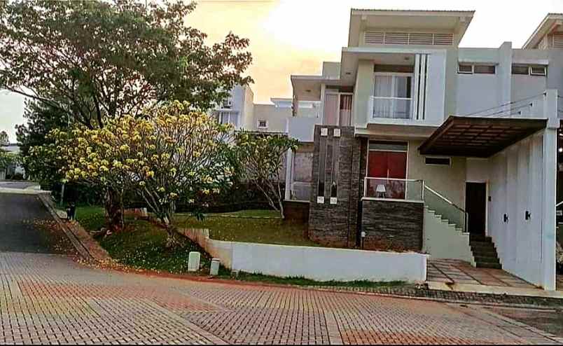 dijual rumah cantik hook modern hill tangerang