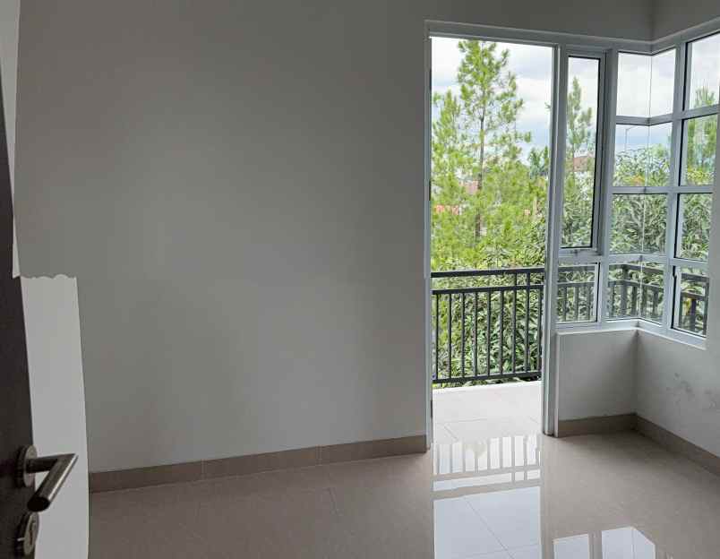 dijual rumah cantik siap huni di sentul bogor