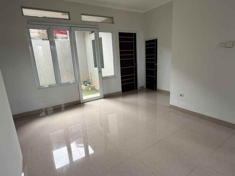 dijual rumah cantik siap huni di sentul bogor