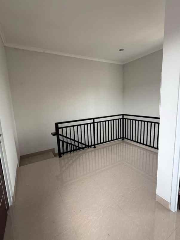 dijual rumah cantik siap huni di sentul bogor