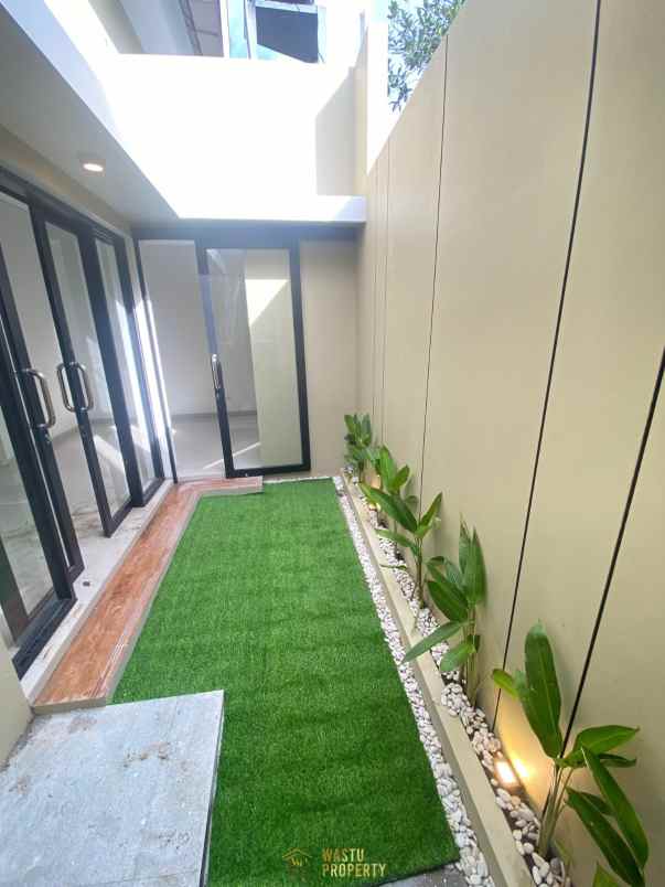 dijual rumah caturharjo