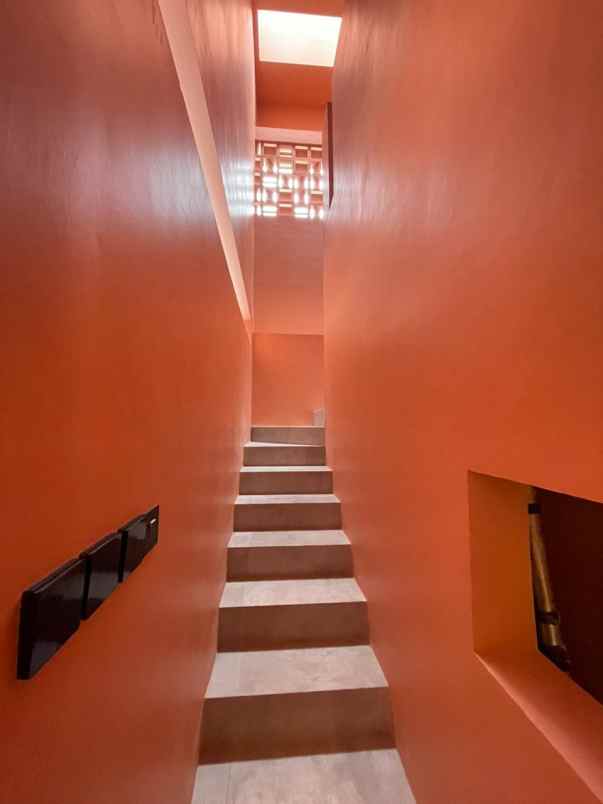 dijual rumah caturtunggal depok sleman